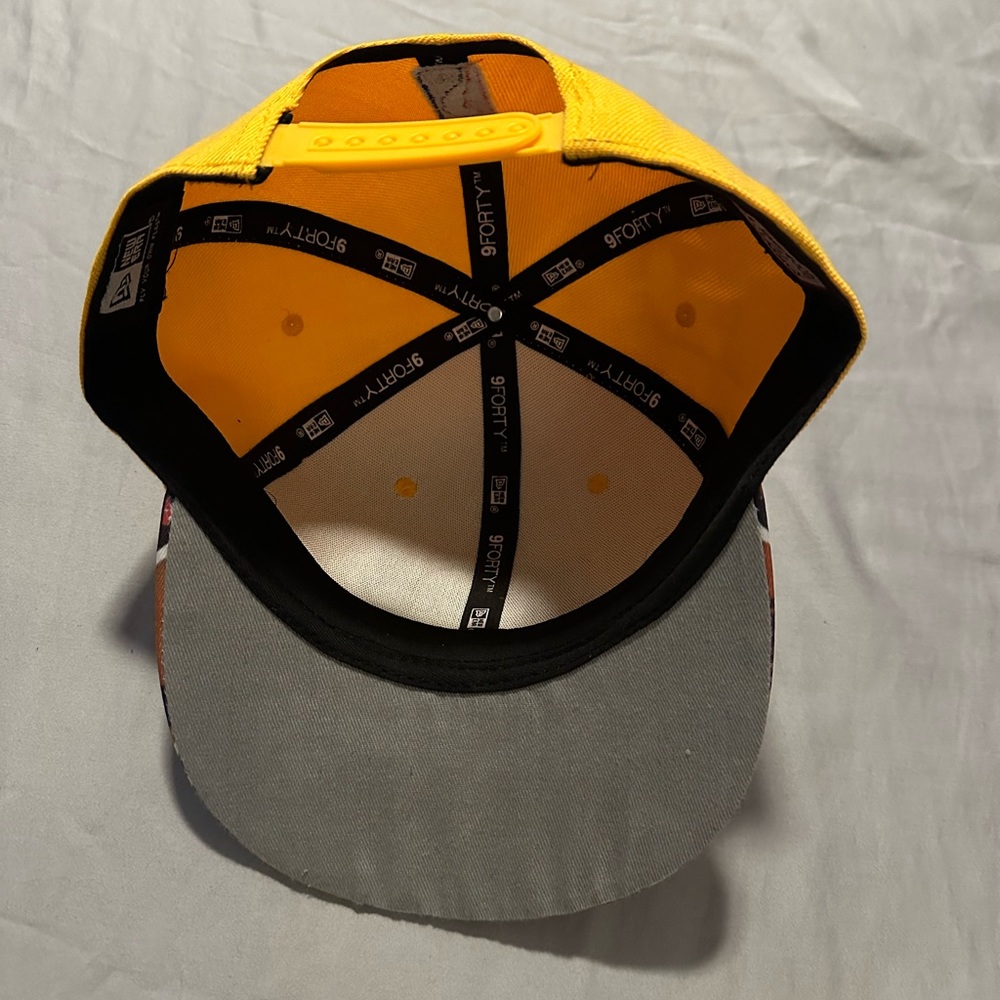 Los Angeles Lakers gold new era cap - Picture 3 of 3